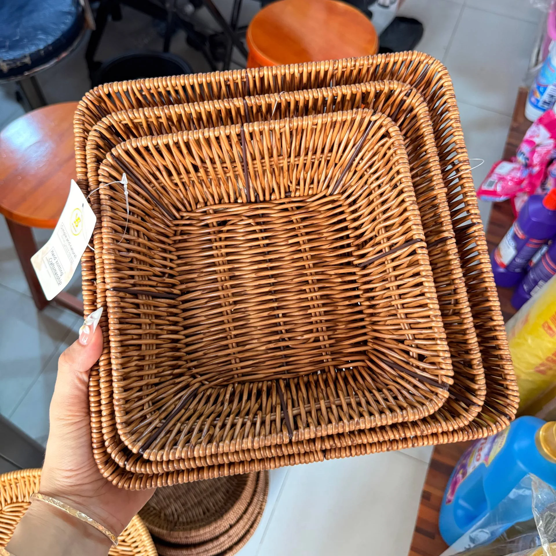 កញ្ច្រែងផ្តៅជ័រ កញ្រ្ចែងផ្លែឈើ - Plastic Woven Wood Basket - 水果盘