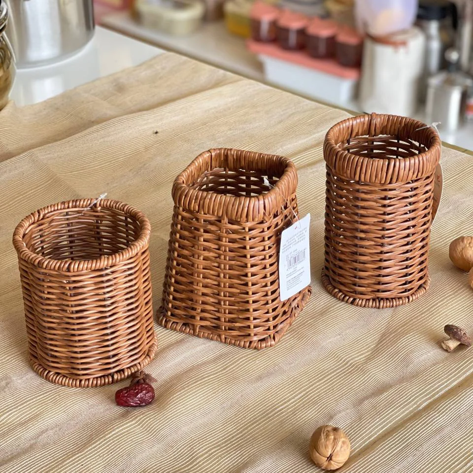 កំប៉ុងដាក់ទុយោ/ប៊ិច/ជក់ - Plastic Rattan Woven Holder
