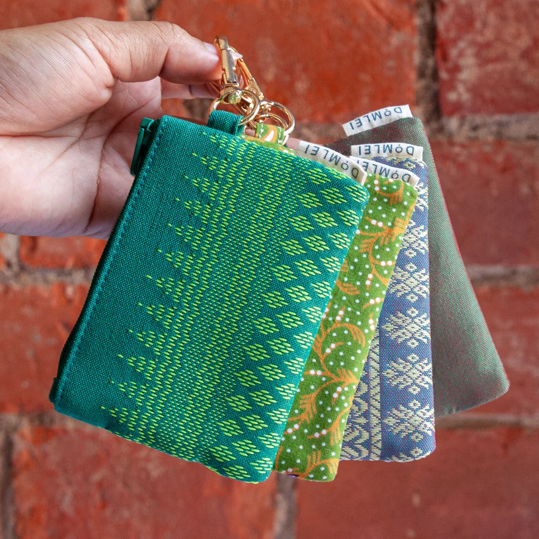 Key chain pouch