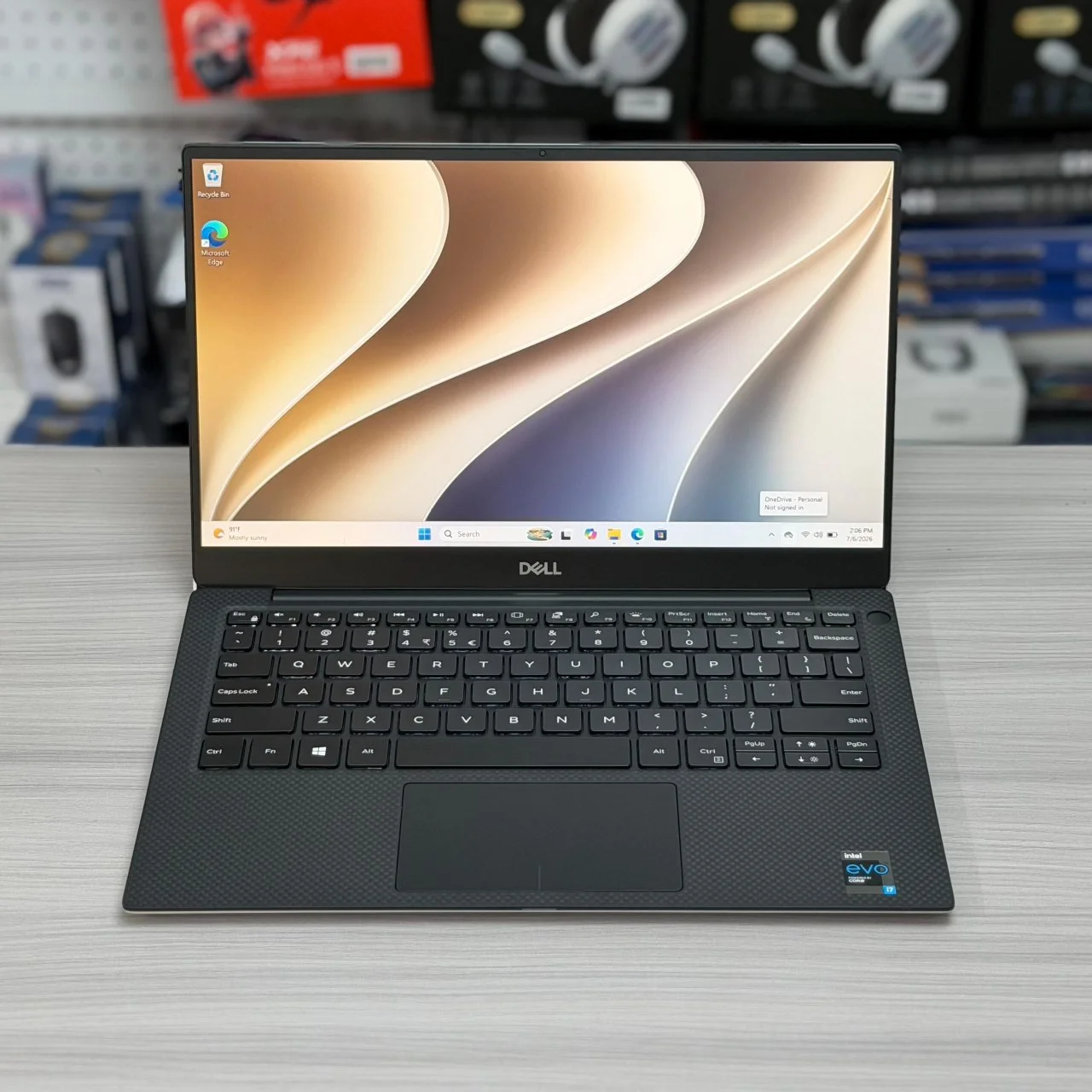 Dell XPS 13 9350. Intel Core i7-11th|Ram 16GB|512GB SSD|13.3" FHD 60Hz